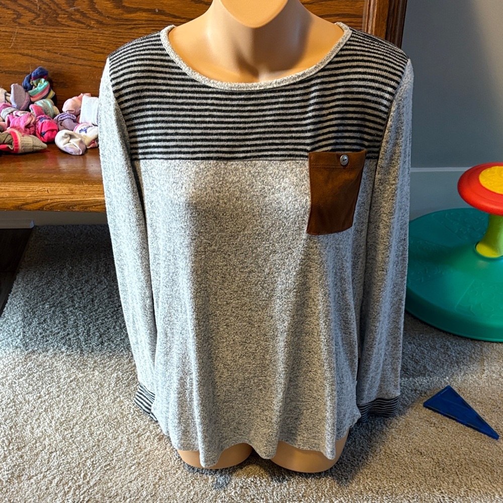 Staccato tee